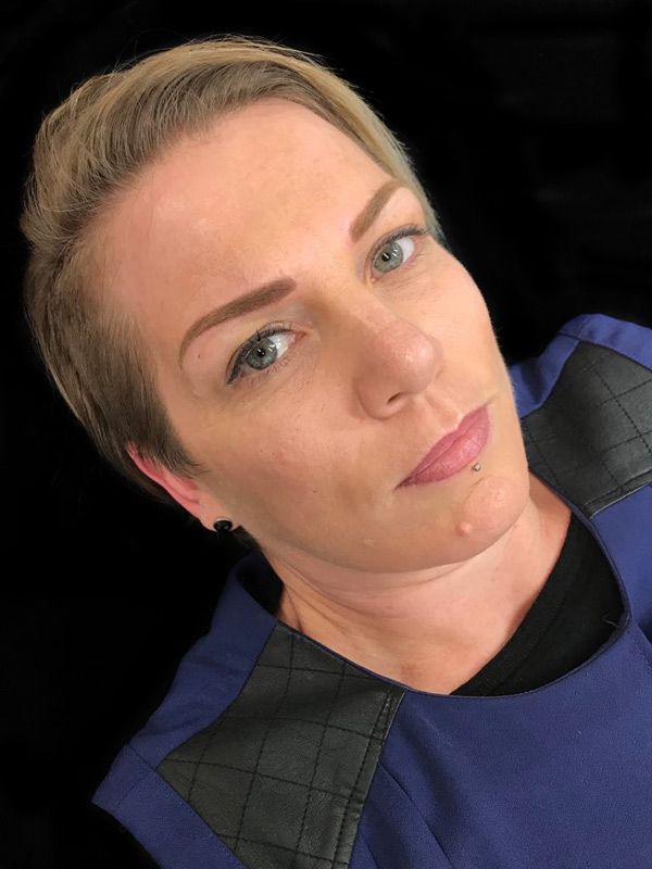 shannon-full-face-brows-liner-lips-after-1-claudine-stace-permanent-makeup-cosmetic-tattoo-wellington-lower-hutt-micropigmentation-lasting-beauty